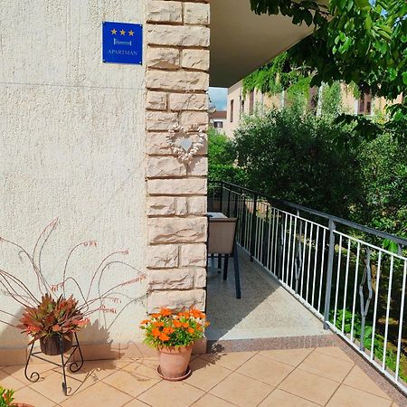 רוביני Apartment Nina מראה חיצוני תמונה